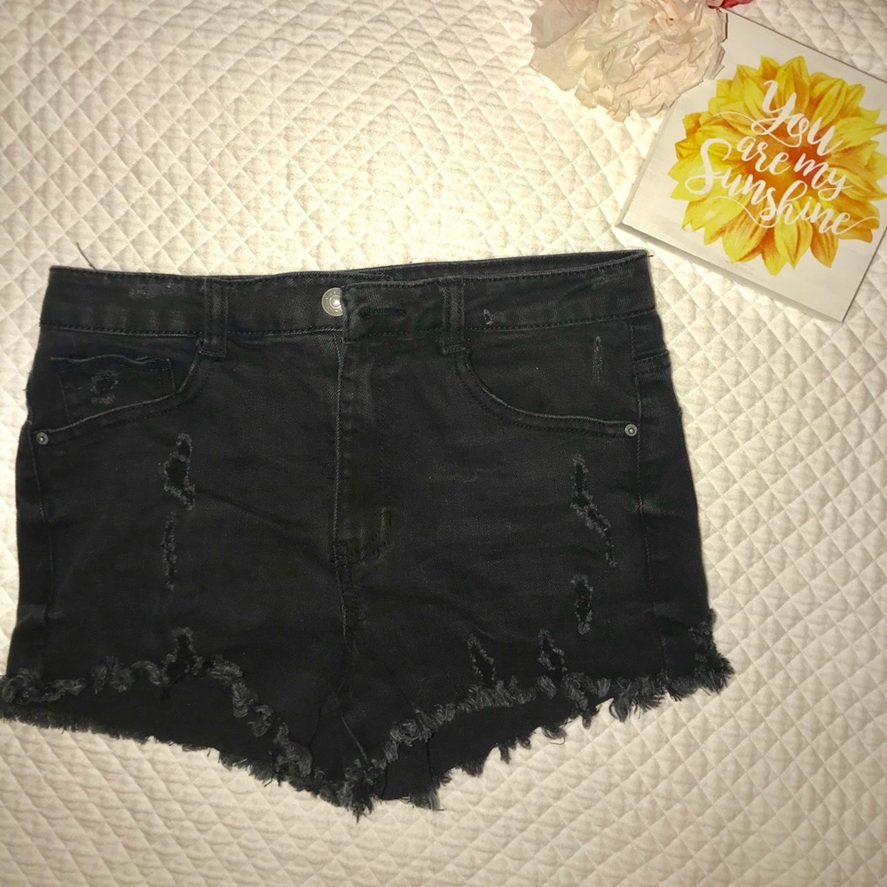 Black Ripped Jean Shorts size 7 (juniors)